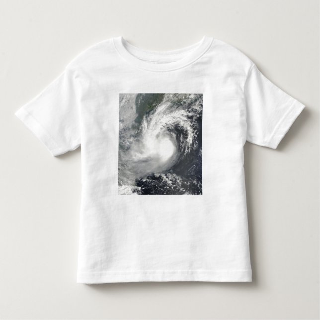 Tropical Storm Parma närmar sig China och Vietnam T Shirt (Framsida)