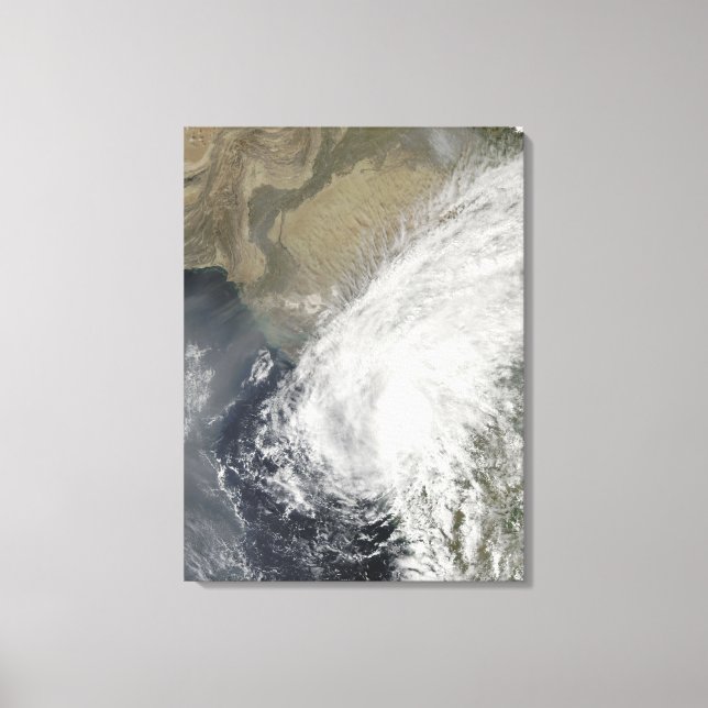 Tropical Storm Phyan Canvastryck (Framsida)