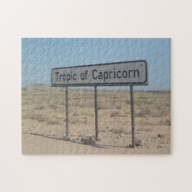 Tropik av Capricorn Road Sign Namibia. Pussel (Horisontell)