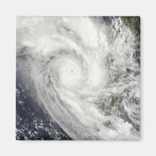 Tropisk Cyclone Fanele över Madagascar Magnet