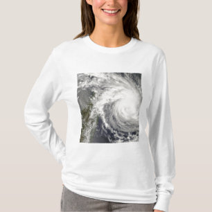 Tropisk Cyclone Ivan som att närma sig Madagascar Tee Shirt
