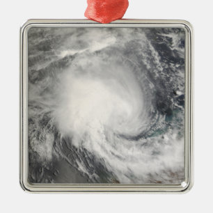 Tropisk Cyclone Nicholas som att närma sig Julgransprydnad Metall