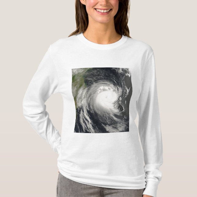 Tropisk cyklon Favio närmar sig Moçambique Tee Shirt (Framsida)