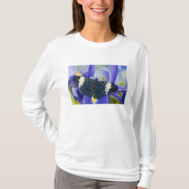Tropisk fjäril Lila Iris Tee Shirt (Framsida)