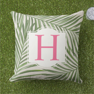 Tropisk grön palmlöv Beige Monogram Initial Kudde
