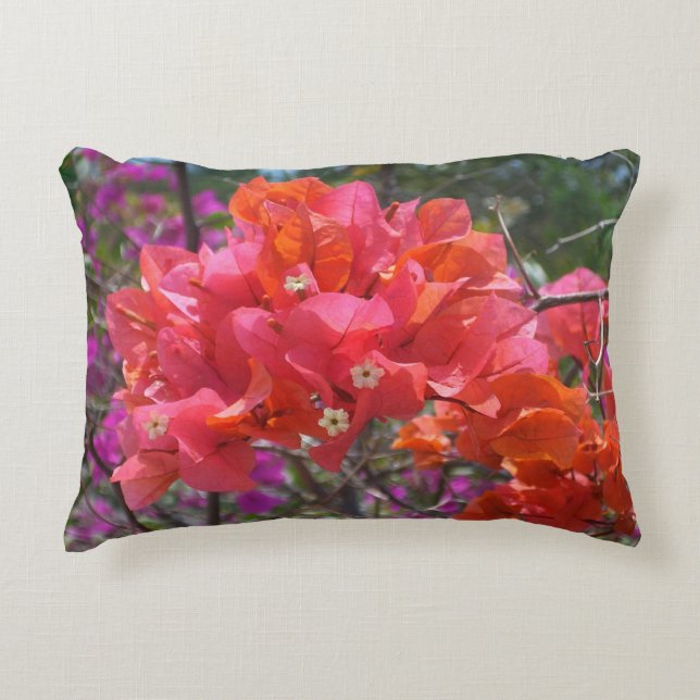 Tropisk Rosa Bougainvillea Prydnadskudde (Framsidan)