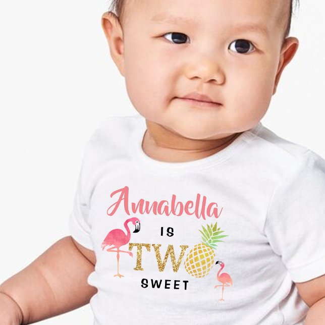 Tropisk sommarstrand Luau-flicka 2-årsdag T Shirt (Skapare uppladdad)