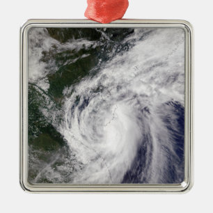 Tropisk storm Mekkhala Julgransprydnad Metall