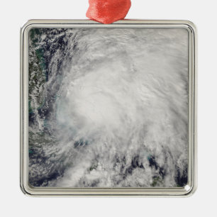 Tropisk storm Noel över Bahamas Julgransprydnad Metall