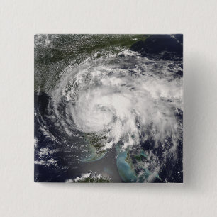 Tropisk stormFay 4 Knapp