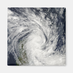 Tropisk stormJade som är kommande ashore över Magnet
