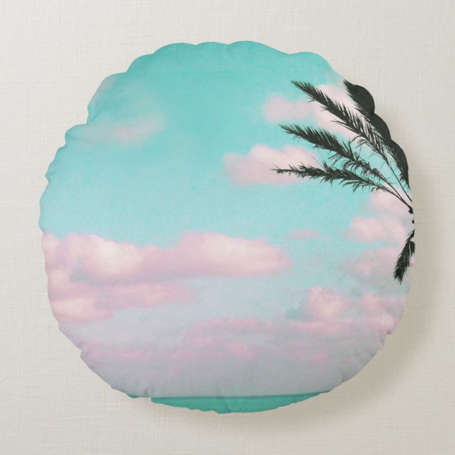 Tropisk strand, havsvy, Rosa moln, Handflatan Rund Kudde (Framsidan)