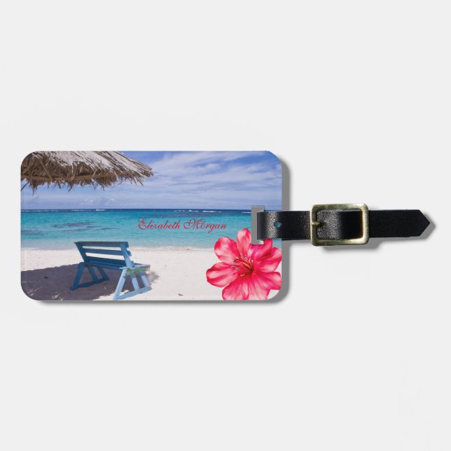 Tropisk strand, stol, hibiskus bagagebricka (Horisontell Framsida)