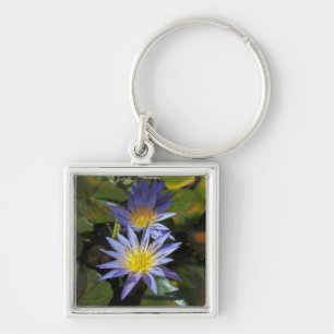 Tropisk vattenlilja Floral Botanisk Design Fyrkantig Silverfärgad Nyckelring
