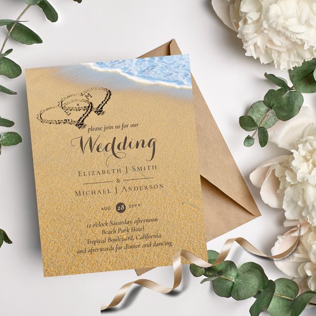 Tropiska Beach Hearts in Sand Initialer Bröllop In (Skapare uppladdad)