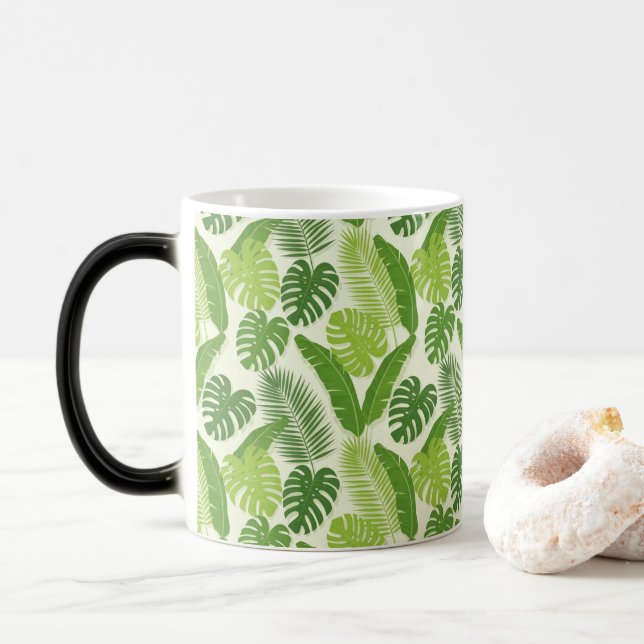 Tropiska blad & Monstera Sömlöst Mönster Magisk Mugg (Med munk)