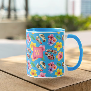 Tropiska blommor med FlipFlops Rosa Monogram på Bl Mugg