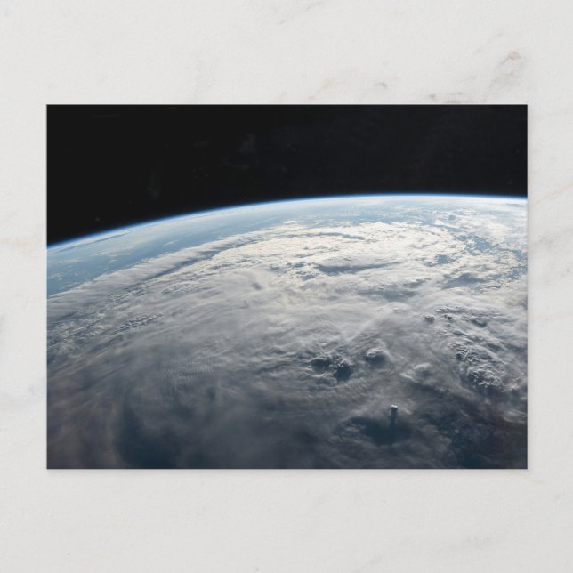 Tropiska cyklonen Idai ovanför Afrikas kust. Vykort (Framsida)