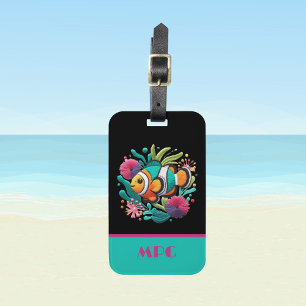 Tropiska Faux Embroidery Fish Black Rosa Initialer Bagagebricka