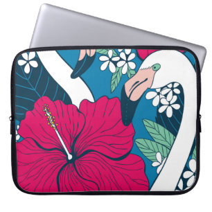 Tropiska Flamingos: Hibiscus Plumeria Background. Laptop Fodral