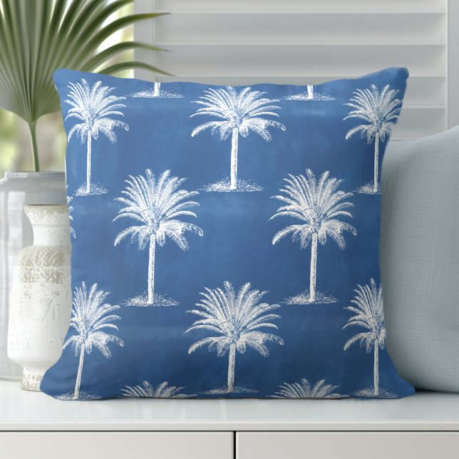 Tropiska Handflatan Träd Blå Mönstren Dekorativ ku Kudde (Discover Gorgeous Coastal Throw Pillows by Totally Coast.)
