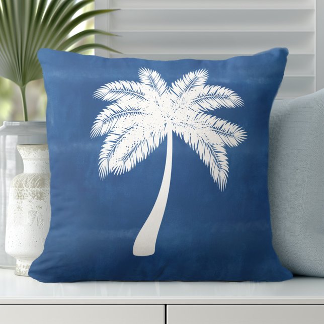 Tropiska Handflatan Träd Blue White Kudde (Transform Your Room with Coastal Throw Pillows.)