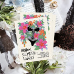 Tropiska Möhippan Lingerie Inbjudningskort för möh<br><div class="desc">Samla flickorna och fira den vackra bruden med en tropisk och sexig möhippa. Ange tonen för en omsorgsfull firande av roligt med detta illustrerade vykort för duschinbjudan i rosa, saftig orange, verdant grönt och periwinkle blue med hett ett biet, svart och vitt snöre, teddy-kroppsdräkt. Slimmad och modern text parsas ned...</div>