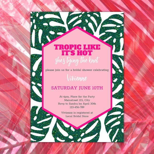 Tropiska Möhippans Vild Rosa Glitter Monstera Inbjudningar (tropical bridal shower tropic like its' hot she's tying the knot pink glitter monstera destination)