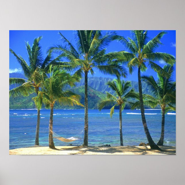Tropiska ön poster (A vibrant, full shot captures a tropical beach scene under a clear blue sky.)