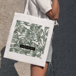 Tropiska vattenfärgen Modern Oasis Löv Mönster Tygkasse<br><div class="desc">Vi presenterar vår Tropical Watercolor Modern Oasis Lövs Mönster-samling, som nu finns tillgänglig på Zazzle! Njut av den vackra naturen med dessa fantastiska produkter med en contemporary vrid på tropiska blad.Välj från ett stort urval produkter till kostym om du vill ha och stil. Oavsett om du är tittar för artiklar,...</div>