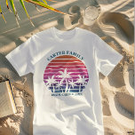 Tropiskt Anpassningsbar för familjeåterförening fö T Shirt<br><div class="desc">Coola som motsvarar tropisk semestersemesterblend t-shirts för en pappa eller bror till bära på en ökryssning. Det är vackert handflatan träd framför en söt strandsolnedgång. Perfektens anpassningsbar garanterar att du kan ta med dig resa till havet under sommaren.</div>