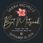 Tropiskt Bat mitzvah svart Guld-Blommigt, vattenfä Runt Klistermärke<br><div class="desc">Var stolt, gladd och fira den här milstolpen av din favoritBat mitzvah när du användor detta sofistikerade, personlig-klistermärke! En snyggt, en fantastisk, färgstark, tropisk plumeriablomma, ett handskrivet faux-skript i guld, stjärnan av David- och glitter-punkter, tillsammans med en vit modern sans serif-typ, täcker över en dramatisk svart bakgrund. Anpassa anpassningsbarna till...</div>