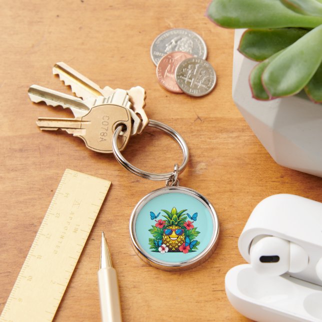 Tropiskt charm för ananas-fjäril rund silverfärgad nyckelring (Skrivbord)