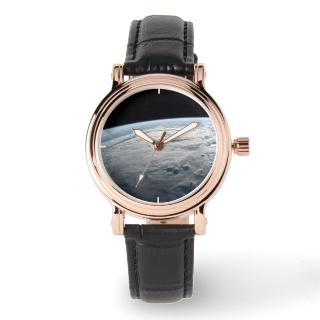 Tropiskt cyklon Idai ovanför Afrikans Kusten. Armbandsur (Framsida)