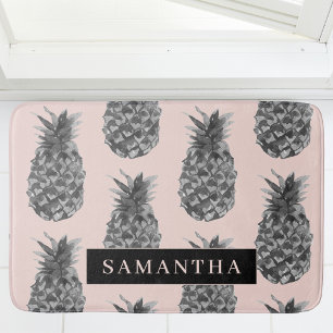 Tropiskt Grått och Rosa ananas Mönster med Namn Badrumsmatta