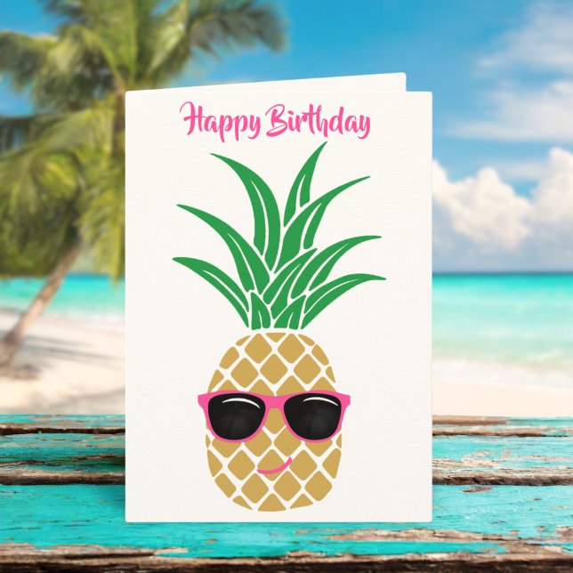 Tropiskt kute, ananas, solglasögon, födelsedag kort (Skapare uppladdad)