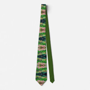 Tropiskt liggande slips