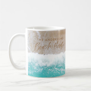 Tropiskt sandstrand, strandnära vinkara strandhus kaffemugg