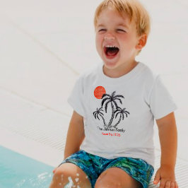 Tropiskt solnedgångsstrand palmer Familjesemester T Shirt