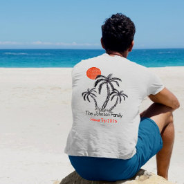 Tropiskt solnedgångsstrand palmer Familjesemester T Shirt