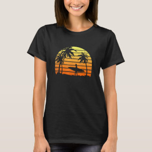 Tropiskt Surfer Vatten sport Surfa Surfboard Sunse T Shirt