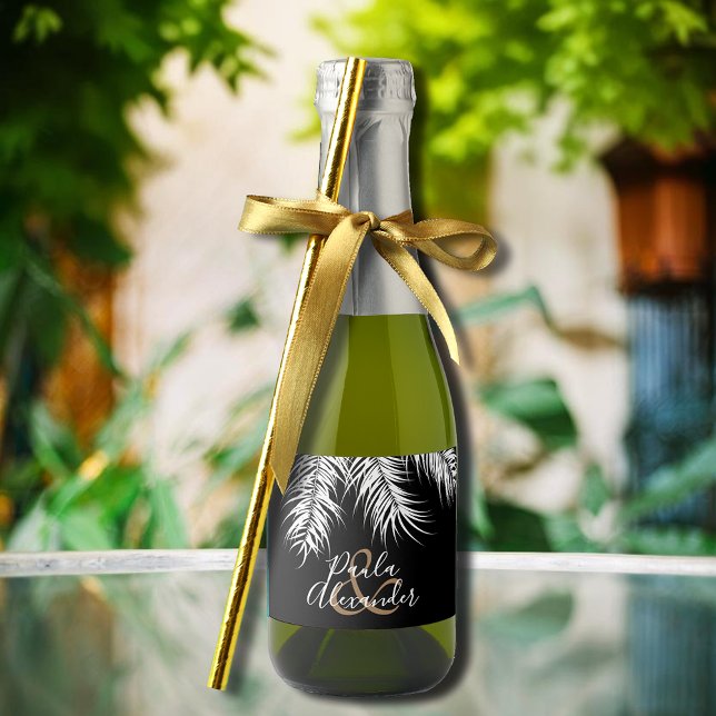 Tropiskt White Handflatan på Black Background Mini (White palm tree fronds on black  mini sparkling wine labels personalized for your wedding)