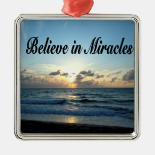 TROR PÅ GOD'S MIRACLES JULGRANSPRYDNAD METALL