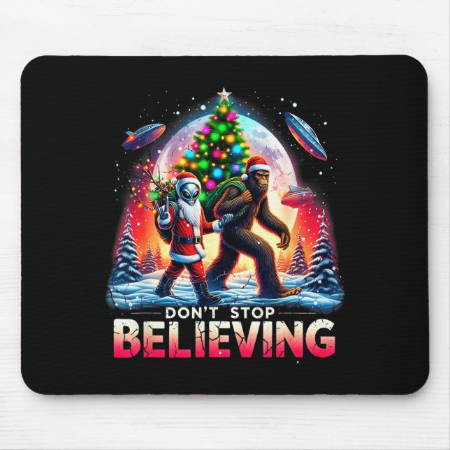 Tror rolig utomjording och tomte juldesign  musmatta (Framsidan)