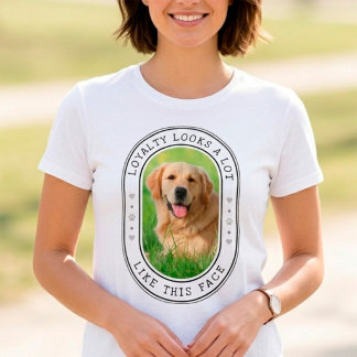 Troskap Ser Mycket Ut Som Den Här Hundens Ansikte  T Shirt