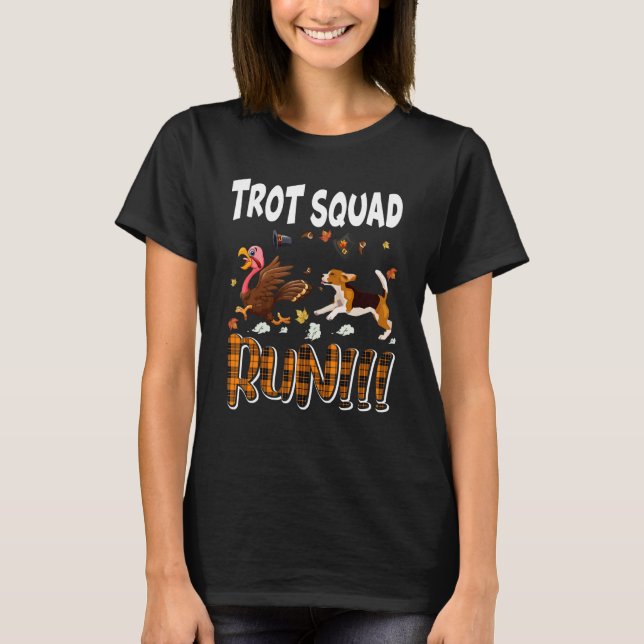 Trot Squad Runad Orange Plade Beagle med Turkiet T Shirt (Framsida)