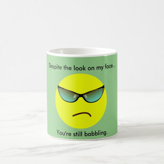 Trots att jag tittar på Ansikte... Kaffemugg (Center)