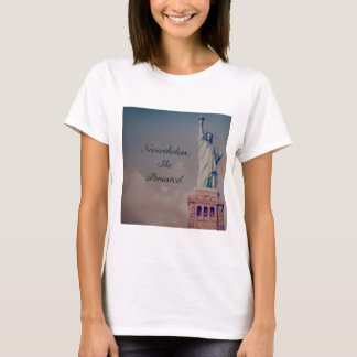 Trots det, så höll hon fast vid T-shirt. T-shirt
