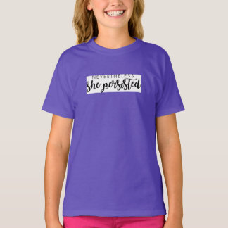 Trots detta höll hon fast vid Barn Shirt Tröja