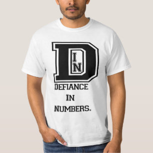Trotset numrerar in tee shirt